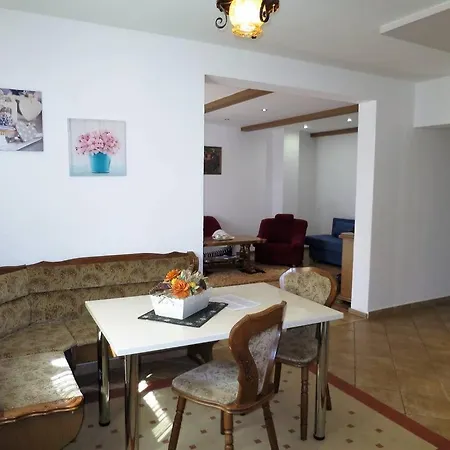Trumic Apartamento